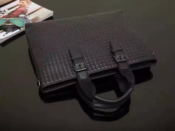 ボッテガヴェネタバッグ角部分ディテール